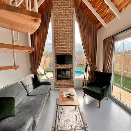 Wonderland Tiny House Hotel